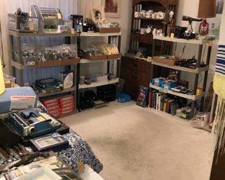 Items Located In 2nd Bedroom (OFFICE)