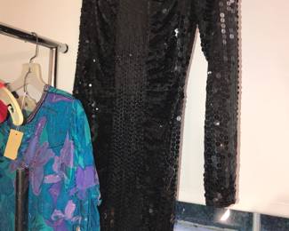 Items Located In 1st Bedroom (MASTER)