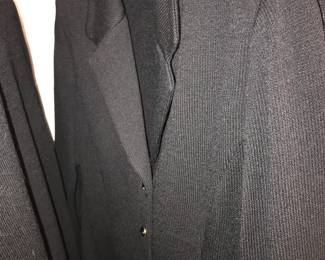 Items Located In 1st Bedroom (MASTER)