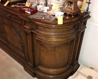 Creve Coeur Estate Sale Preview Photo