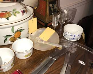 Items Located In Dining Room