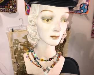 Creve Coeur Estate Sale Preview Photo