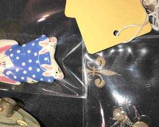 Items Located In 1st Bedroom (MASTER)