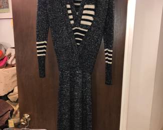 Items Located In 1st Bedroom (MASTER)