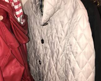 Items Located In 1st Bedroom (MASTER)