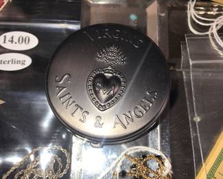 Creve Coeur Estate Sale Preview Photo