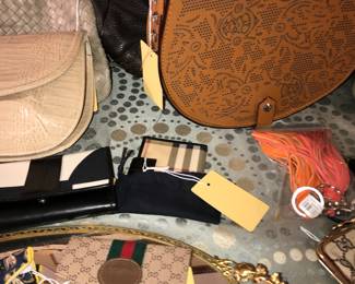 Items Located In 1st Bedroom (MASTER)