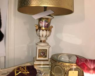 Items Located In 1st Bedroom (MASTER)