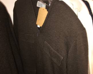 Items Located In 1st Bedroom (MASTER)