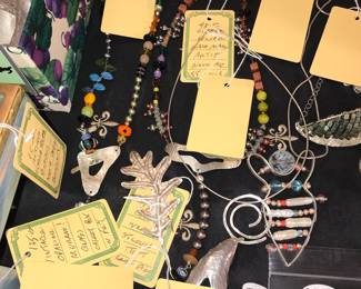 Items Located In 1st Bedroom (MASTER)