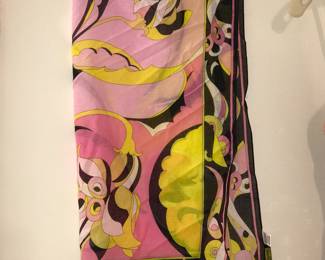 Items Located In 1st Bedroom (MASTER)