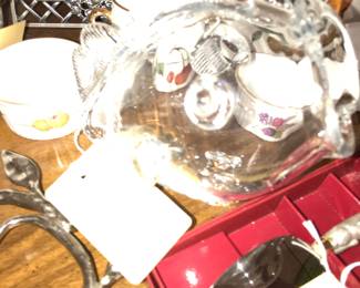 Items Located In Dining Room