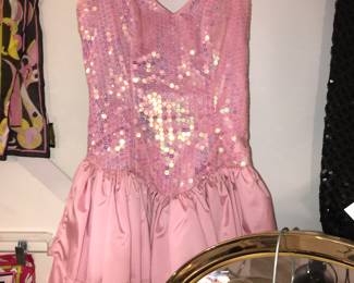 Items Located In 1st Bedroom (MASTER)