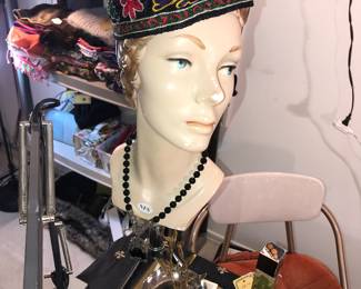 Creve Coeur Estate Sale Preview Photo