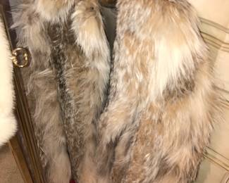 Items Located In 1st Bedroom (MASTER)