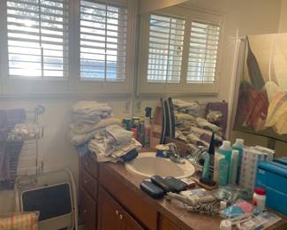 Bathroom accessories