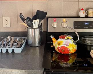 Glasses, kitchenware