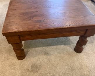 VINTAGE OAK REVIVAL STYLE COFFEE TABLE WITH BARLEY TWIST LEGS