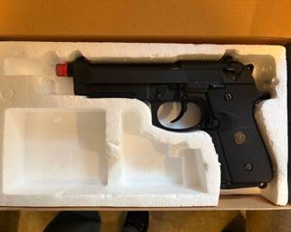 AIR SOFT  PISTOL