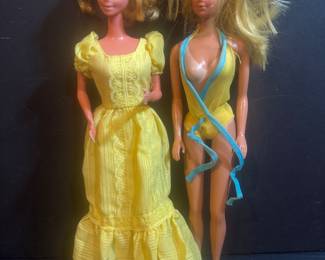 Two 1966. Barbies