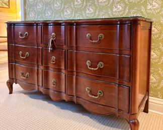 $650 - Nine Drawer, full size dresser - 61x21x36. Excellent condition! Glass top.