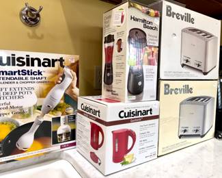 Tools to make holiday entertaining easy!  ($36 Cuisinart SmartStick- never been used!), ($12 Hamilton Beach Personal Creations Blender with travel lid, brand new!), ($10 Cuisinart QuicKettle), ($150 each Breville 4-slice toaster, brand new- never used!)