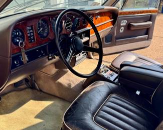 Call to inquire for pricing of this amazing 1985 Silver Spur Rolls Royce!!!  Mileage 44023