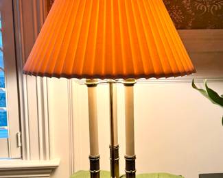 $200 - Vintage Stiffel lamp, 3 bulb. 