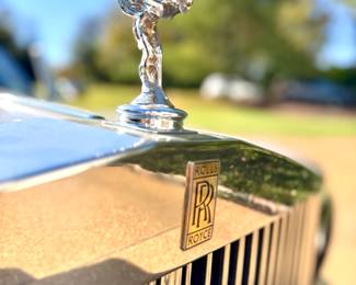 Call to inquire for pricing of this amazing 1985 Silver Spur Rolls Royce!!!  Mileage 44,023. Drives like a dream! 