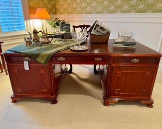 $800 - Partners Desk with beautiful wood details - you move! Located on 2nd floor; requires disassembly. 80x46x29.5
