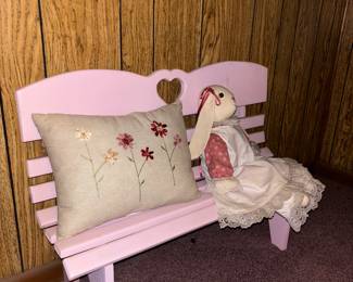 cute little pink bench, bunny decor