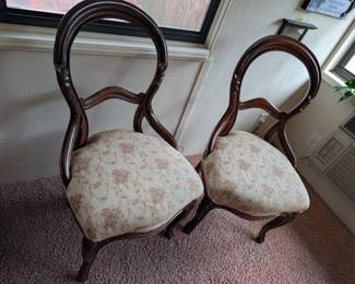 beautiful antique chairs 