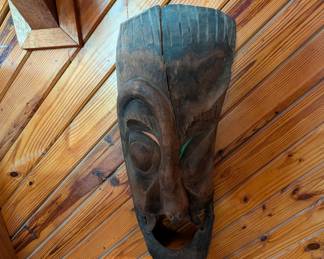Hanging wall art dark-wood tiki mask