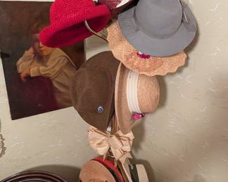Lots of ladies hats 