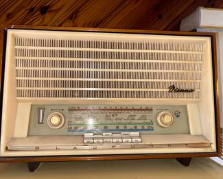 Vintage Blaupunkt Vienna 21103 VTG Tube Radio AM FM SW Short Wave Made In Germany