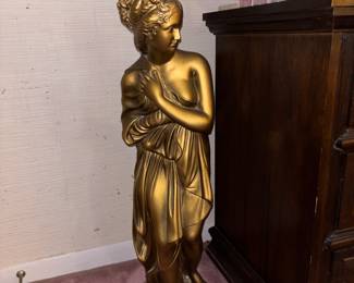 Shy Venus or Capitoline Venus type sculpture