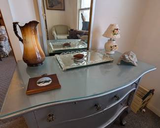 turtle decor, vintage pitcher, and more