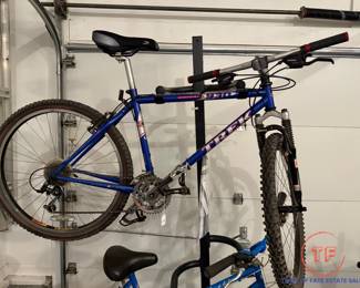 TREK 930 Men's Mountain Bike