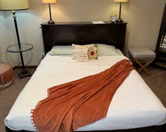 CLOVER Murphy Bed - Folds Into Cabinet