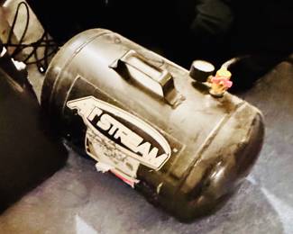AIR TANK