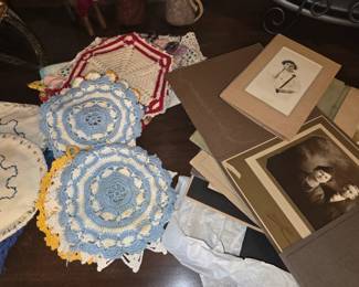Vintage photos & linens