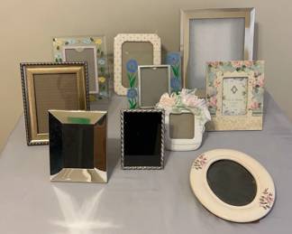Picture Frames in Various Sizes Materials