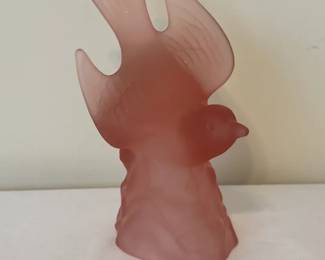 Vintage L.E. Smith Pink Frosted Glass Bird In Flight