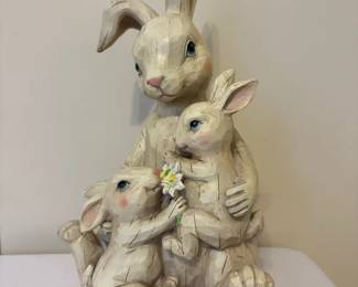 Carvedlooked Resin Bunny Family Figurine