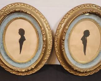 Antique Oval Picture Frame Containing a Silhouette Portrait