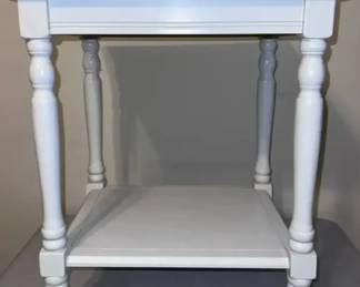 Small Zhangzhou White Table with Shelf