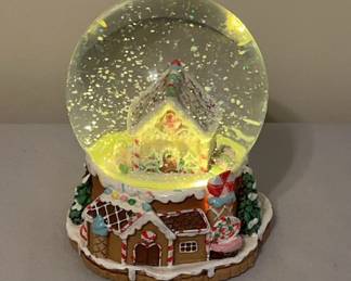 Snow Globe with Battery Powered Light