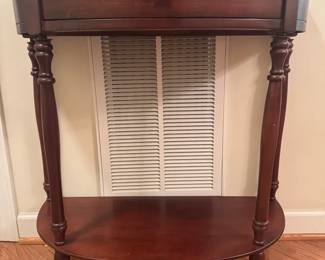 Decorative Table And Shelve