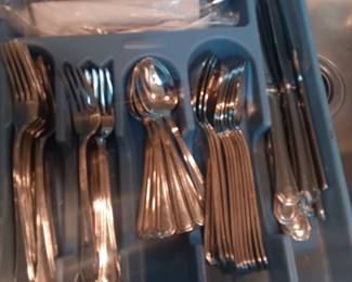 SS Flatware Service Plus extras