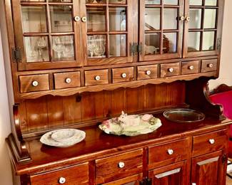 Ethan Allen solid wood china cabinet or hutch, from the vintage "Old Tavern" or "Antiqued Pine" collection